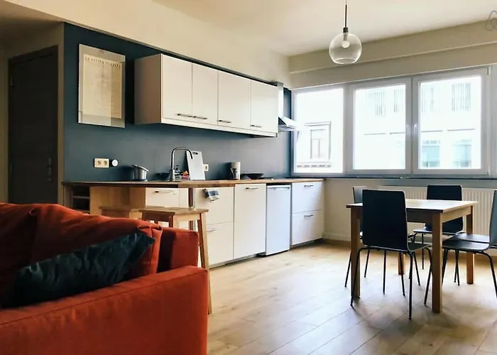 Fully Equipped Two Bedroom Apartment Schuman Area
